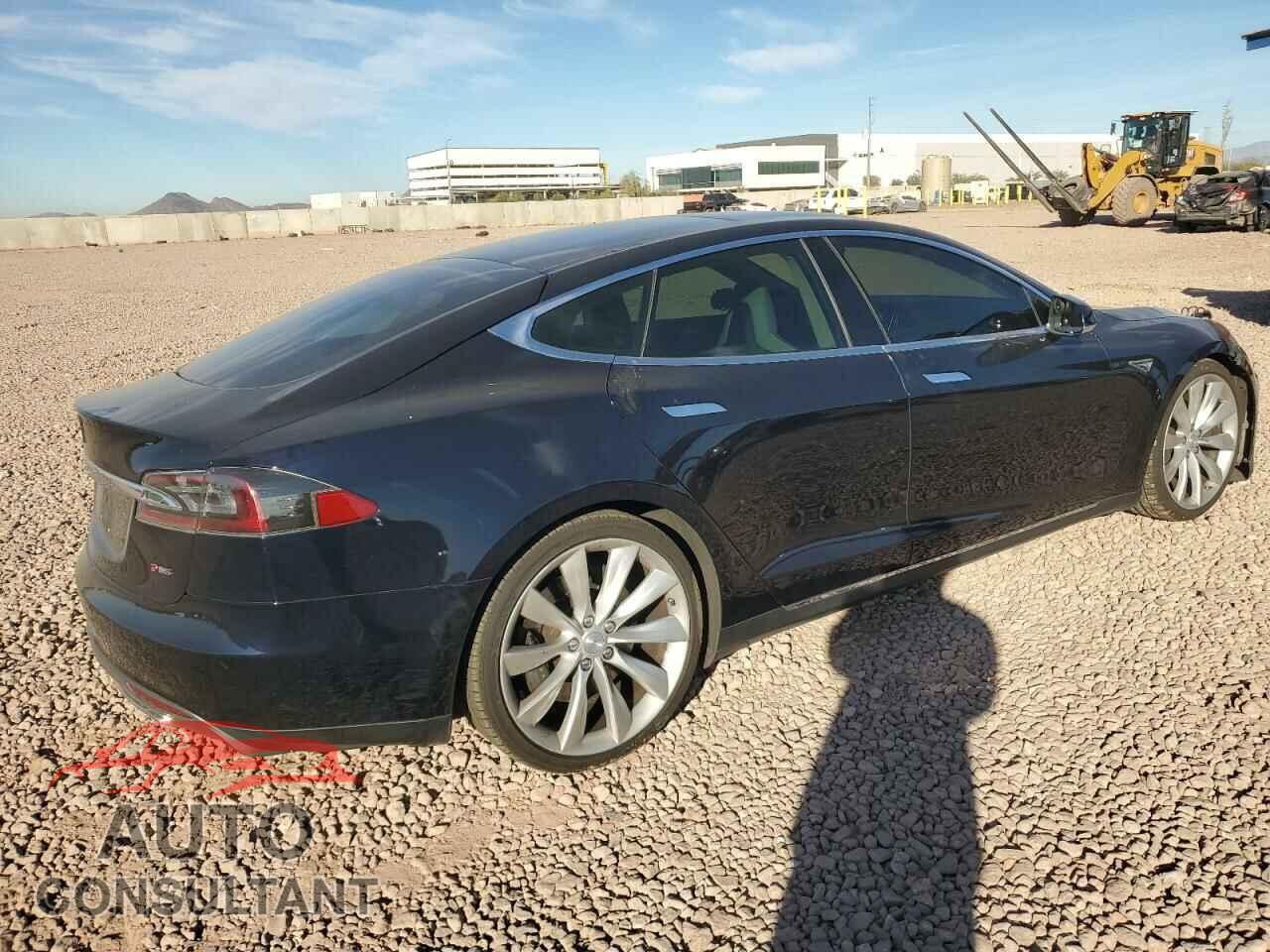 TESLA MODEL S 2013 - 5YJSA1CP8DFP05818