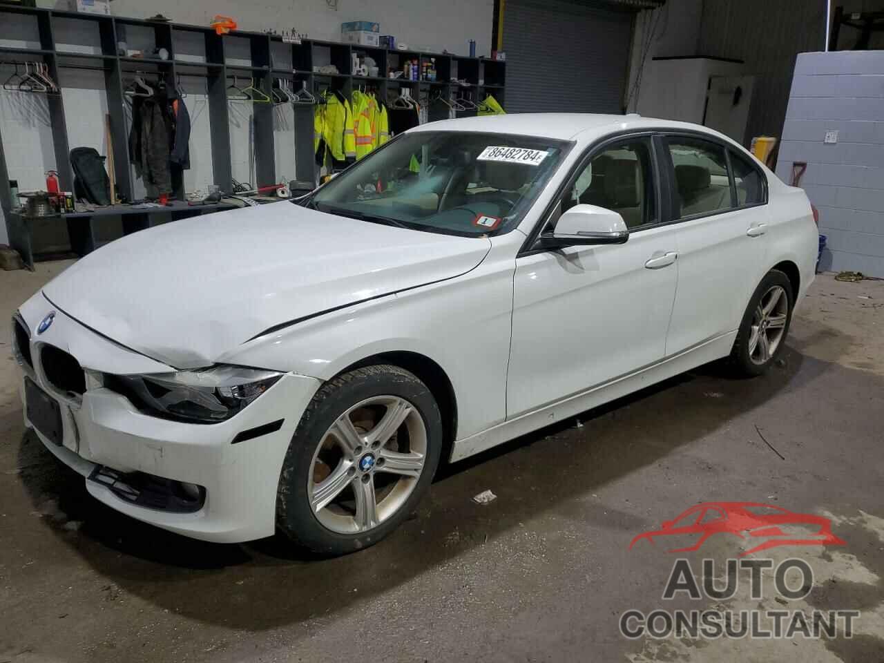 BMW 3 SERIES 2013 - WBA3B5G57DNP40513
