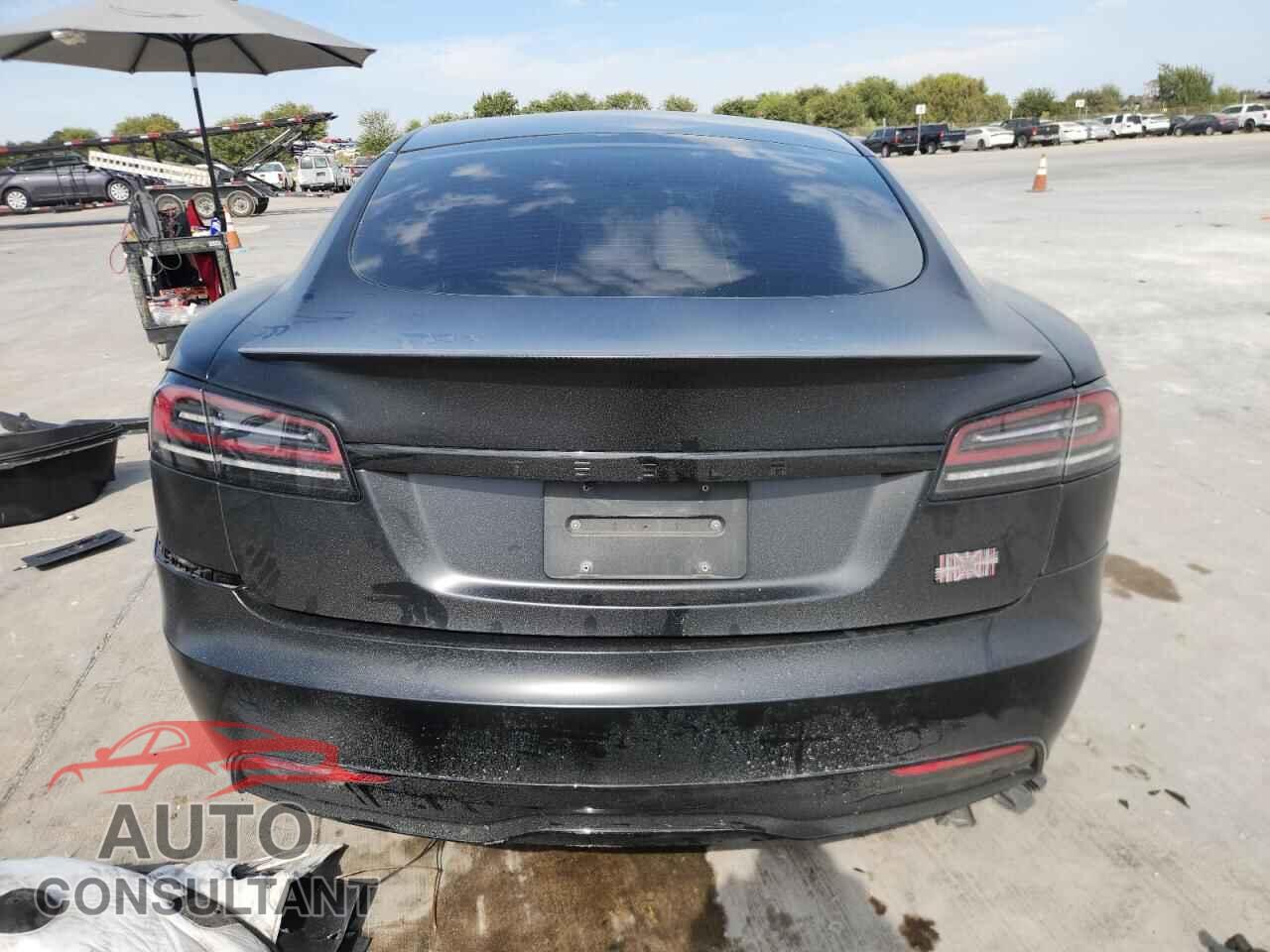 TESLA MODEL S 2024 - 5YJSA1E60RF539614