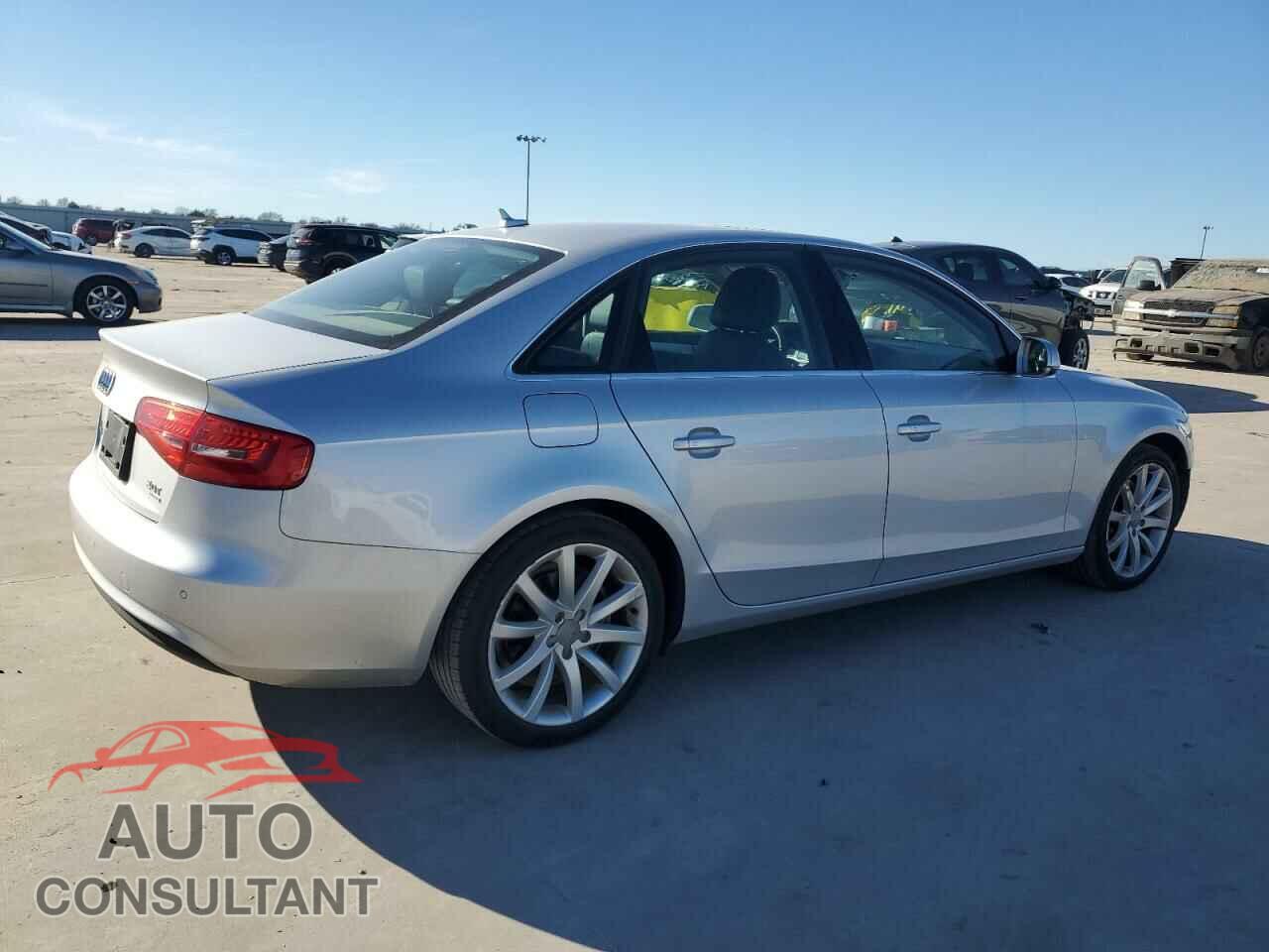 AUDI A4 2013 - WAUFFAFL8DN007770