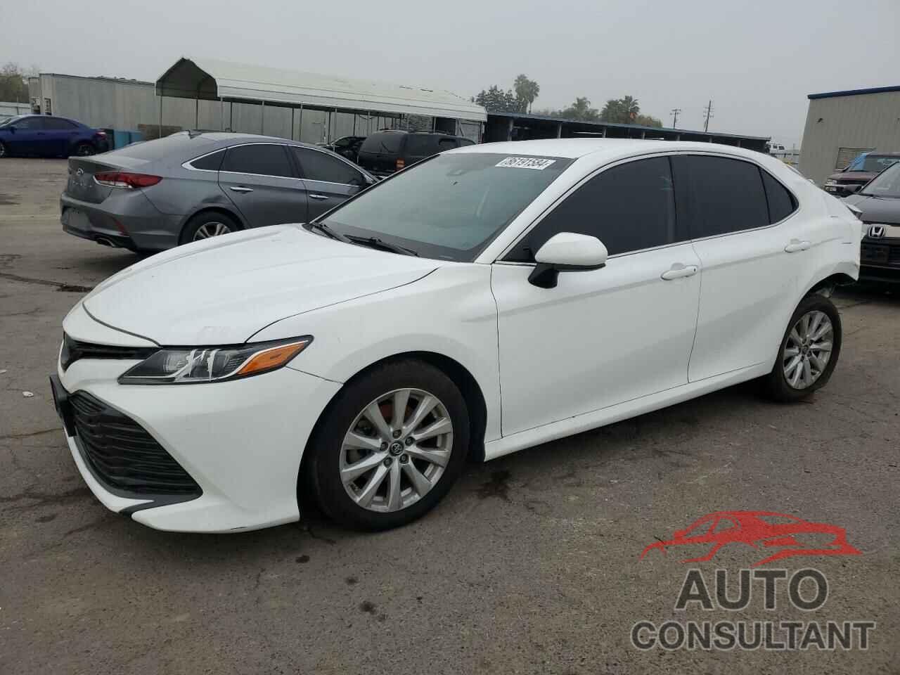 TOYOTA CAMRY 2019 - 4T1B11HK1KU205318