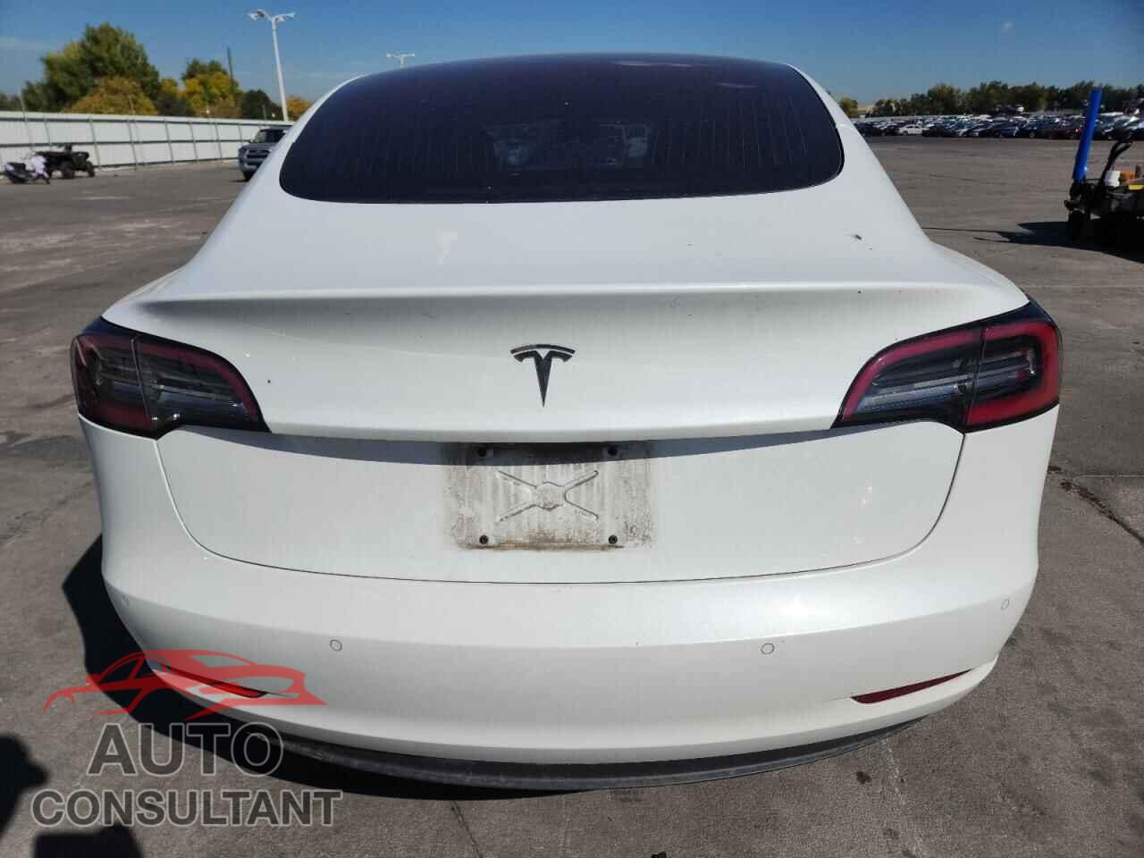 TESLA MODEL 3 2018 - 5YJ3E1EA3JF005685