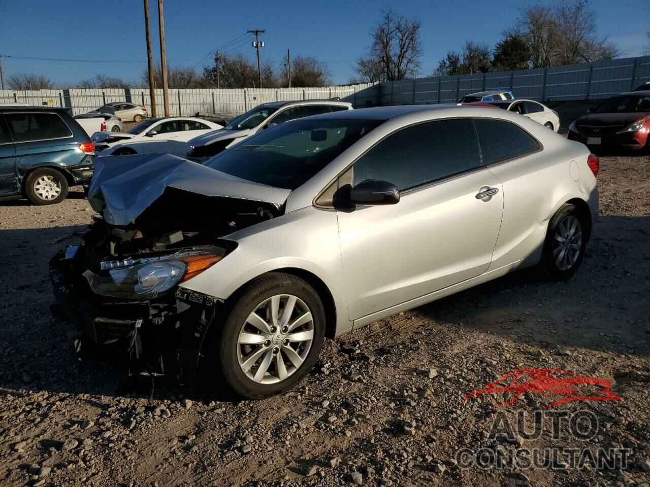 KIA FORTE 2015 - KNAFX6A84F5392342