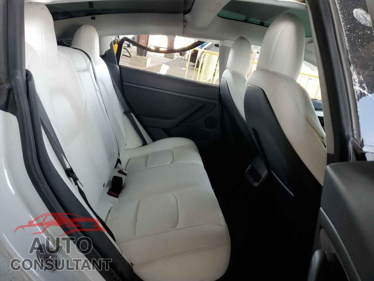 TESLA MODEL 3 2021 - 5YJ3E1EC4MF995641