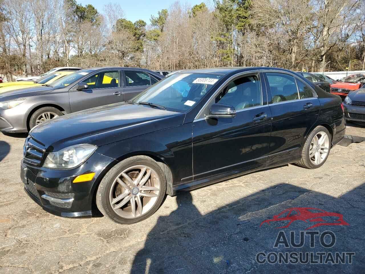 MERCEDES-BENZ C-CLASS 2014 - WDDGF4HB3EG208386