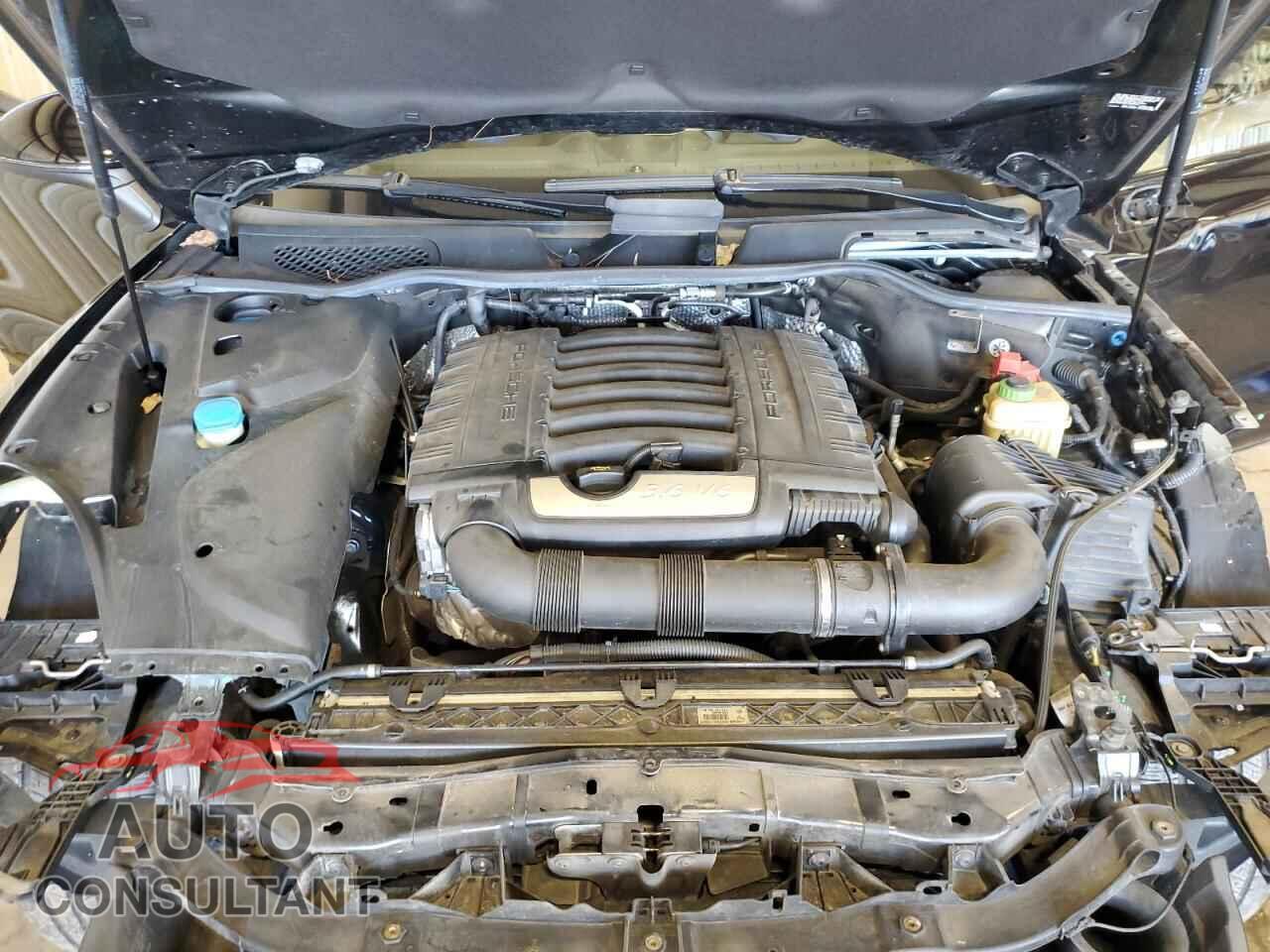PORSCHE CAYENNE 2018 - WP1AA2A2XJKA00833