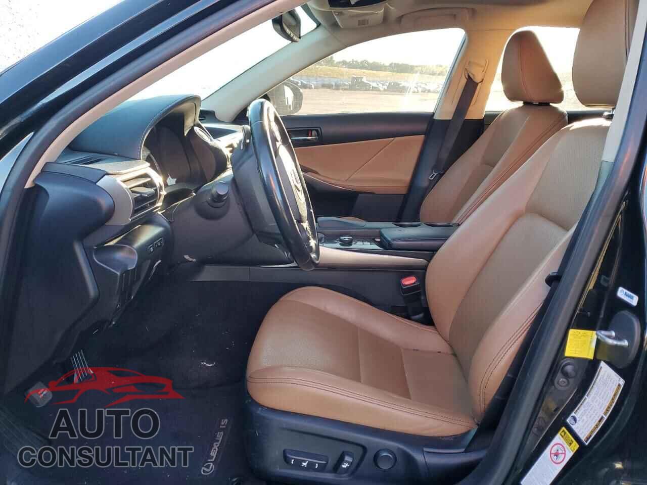 LEXUS IS 2014 - JTHCF1D21E5012812