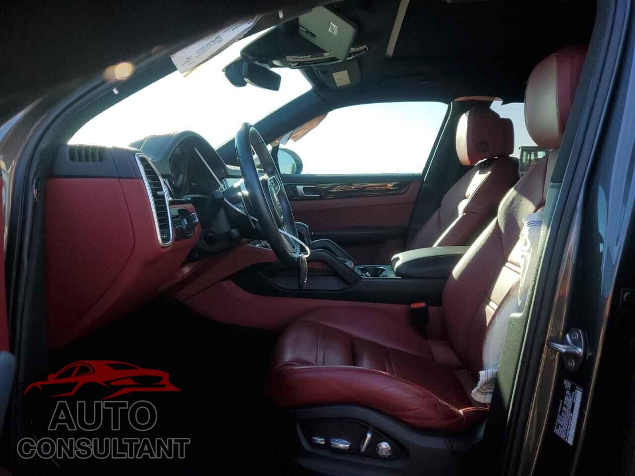 PORSCHE CAYENNE 2020 - WP1AA2AY5LDA09158