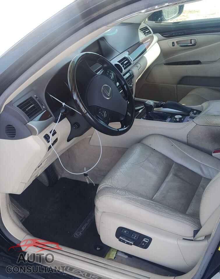 LEXUS LS460 2013 - JTHBL5EF1D5114445