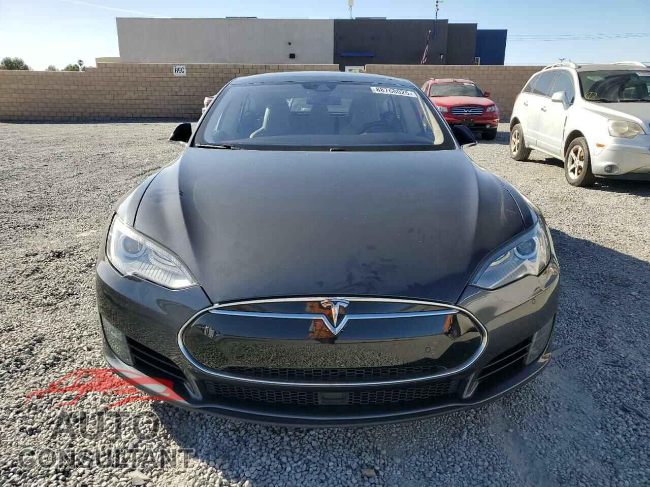 TESLA MODEL S 2015 - 5YJSA1S23FF094668