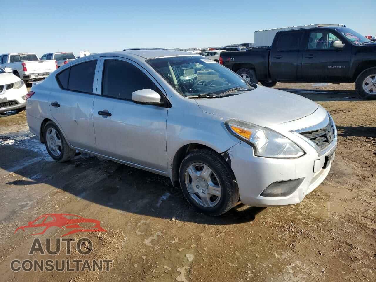 NISSAN VERSA 2017 - 3N1CN7AP3HL878946