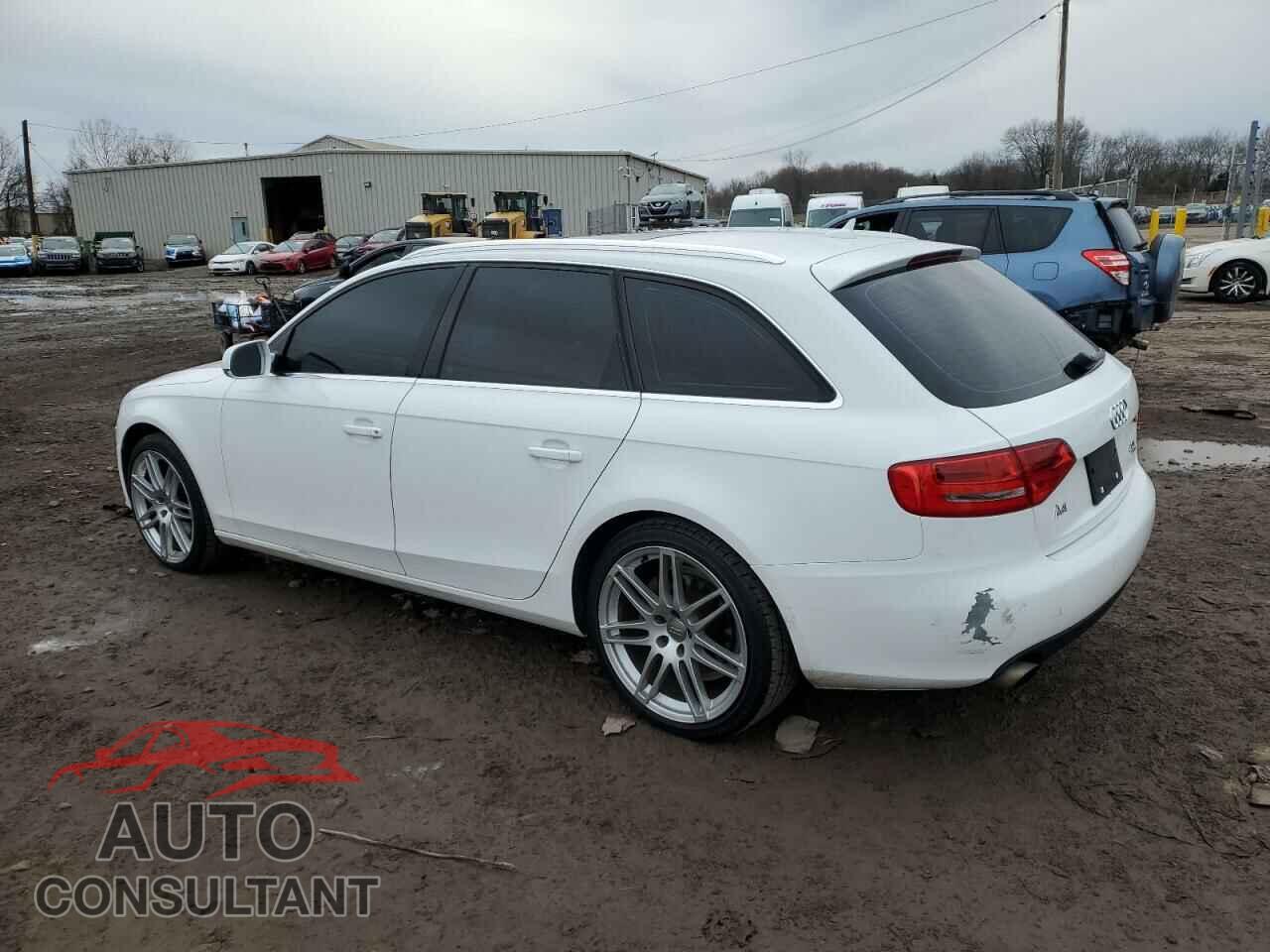 AUDI A4 2011 - WAUWFAFL6BA044417