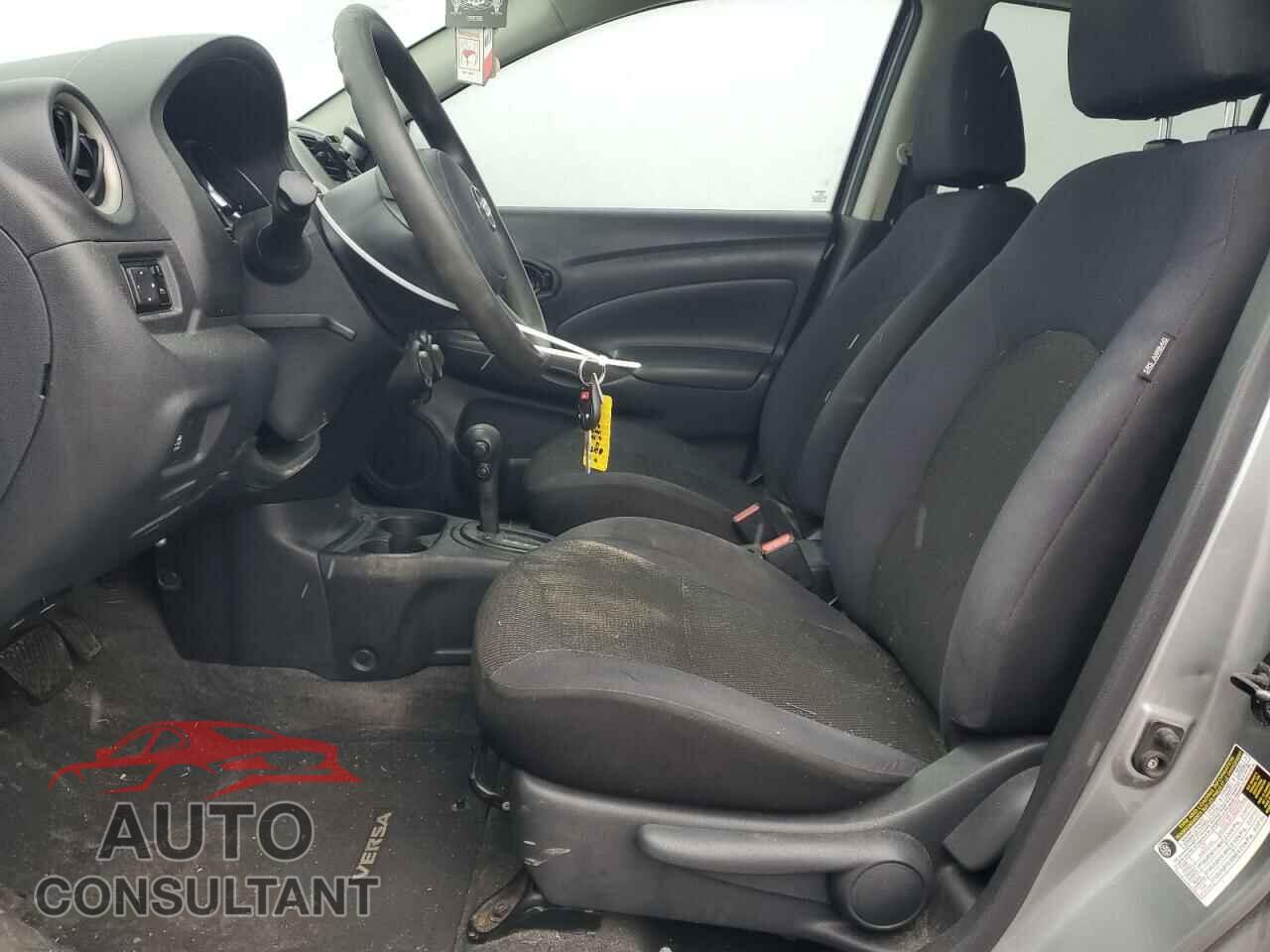 NISSAN VERSA 2012 - 3N1CN7AP7CL812084