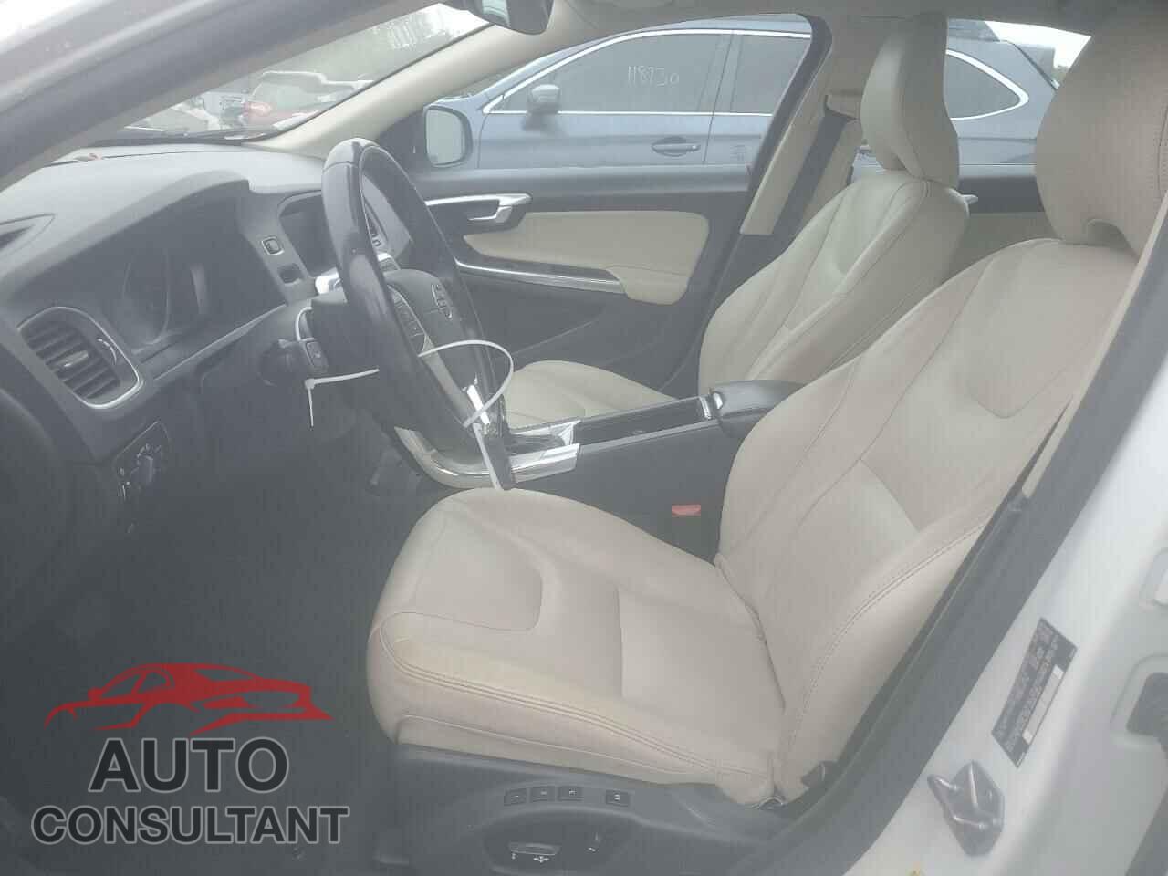VOLVO S60 2017 - YV126MFL7H2422860