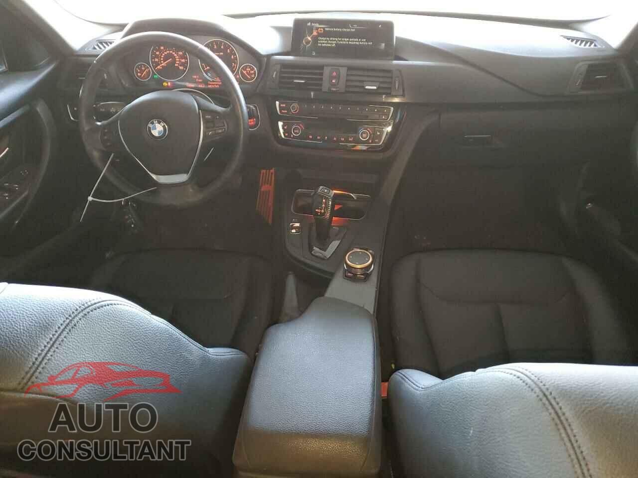 BMW 3 SERIES 2016 - WBA8E1G51GNU11574