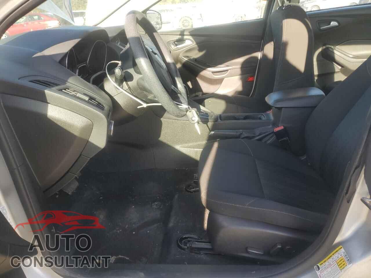 FORD FOCUS 2016 - 1FADP3F2XGL207310