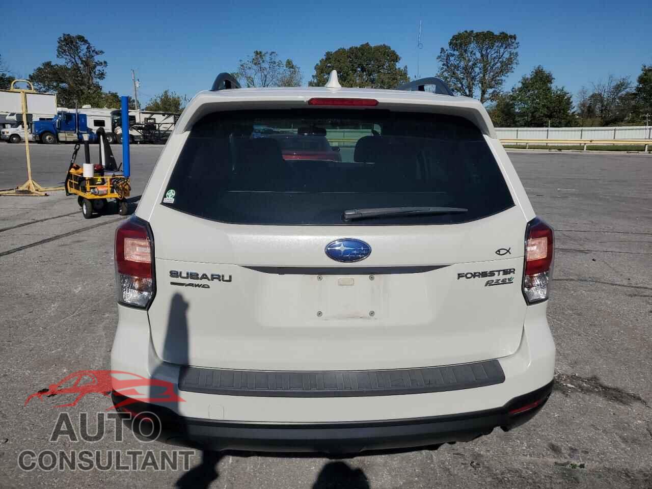 SUBARU FORESTER 2017 - JF2SJAEC5HH458064