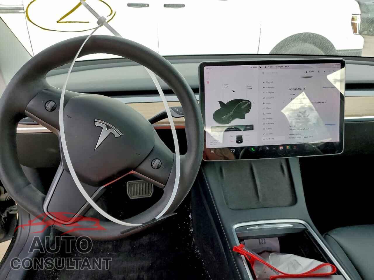 TESLA MODEL 3 2022 - 5YJ3E1EA2NF104097