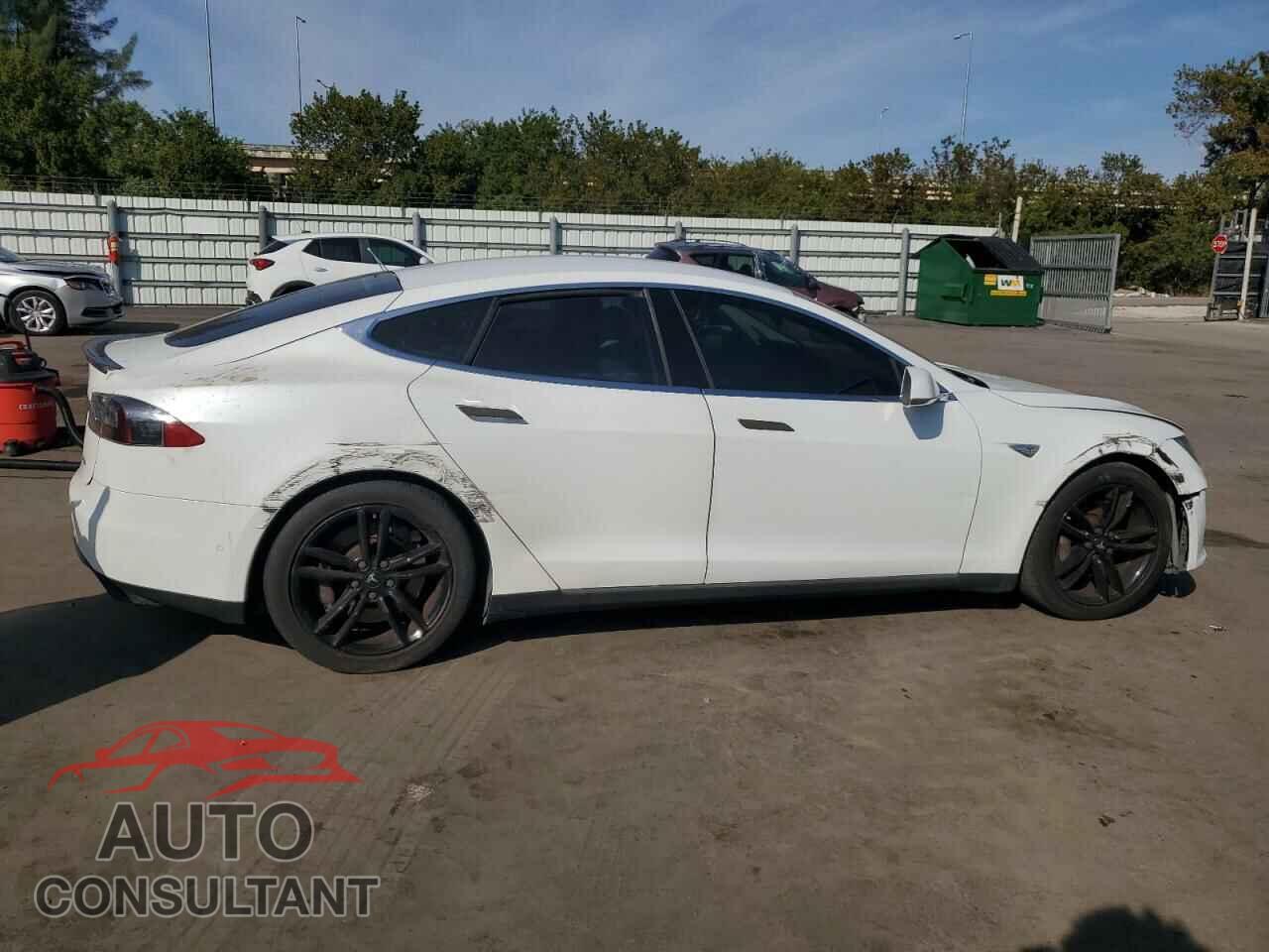 TESLA MODEL S 2015 - 5YJSA1S21FF091803