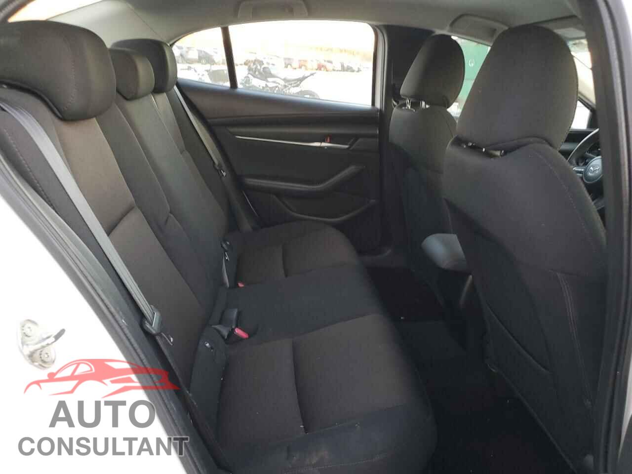 MAZDA 3 2019 - 3MZBPABL0KM111386