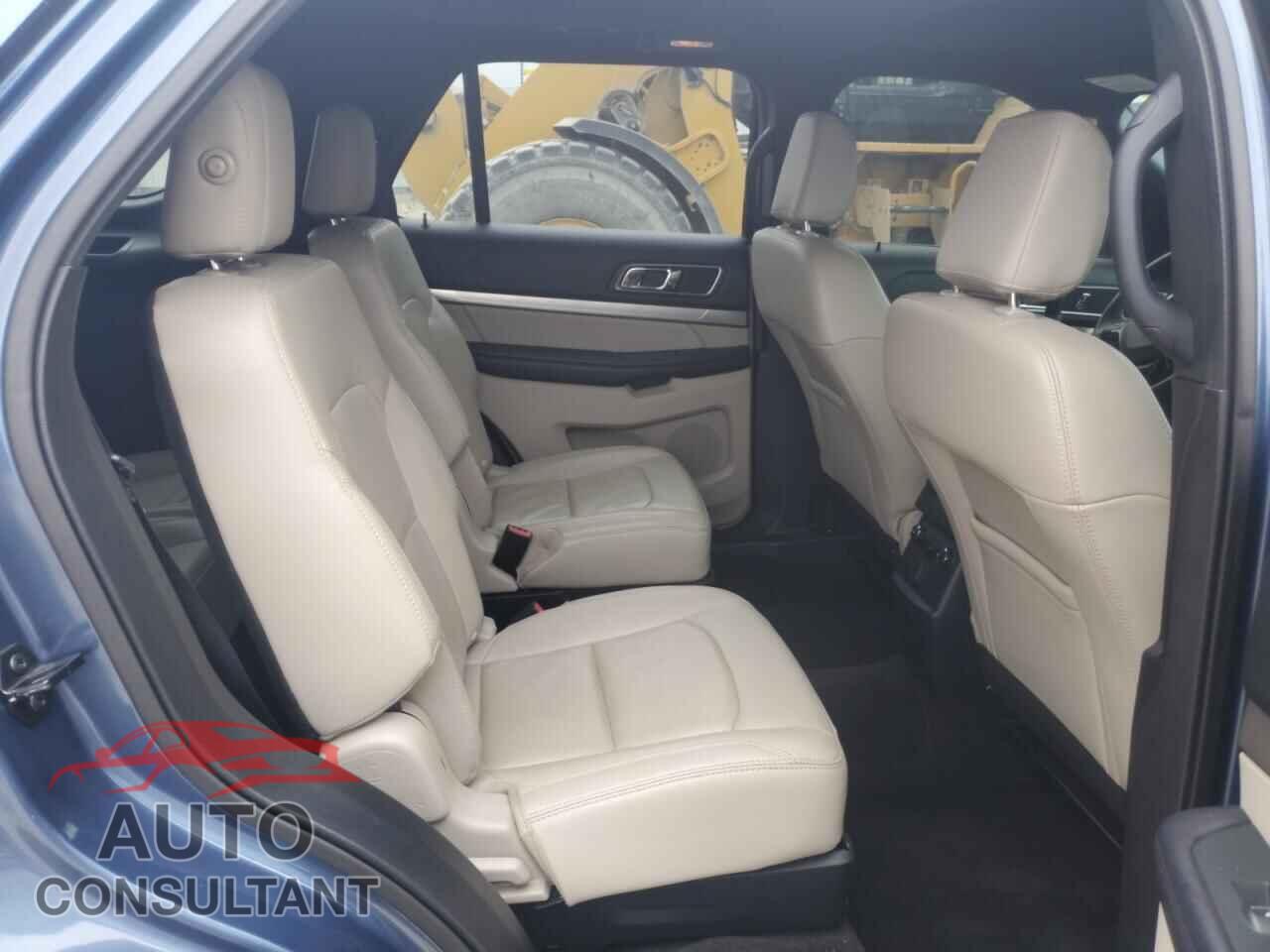FORD EXPLORER 2018 - 1FM5K8D80JGA75381