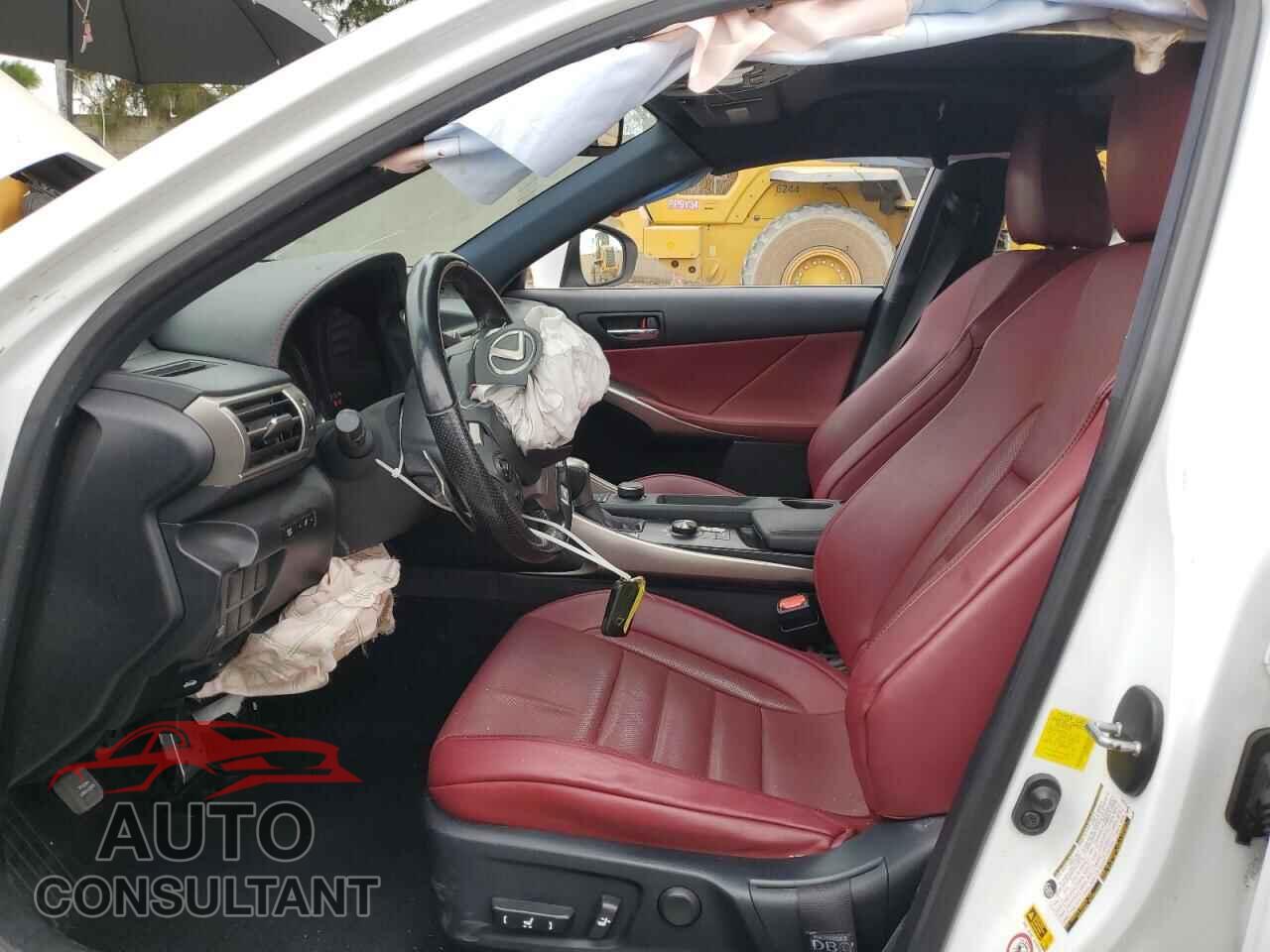 LEXUS IS 2016 - JTHBA1D23G5011982