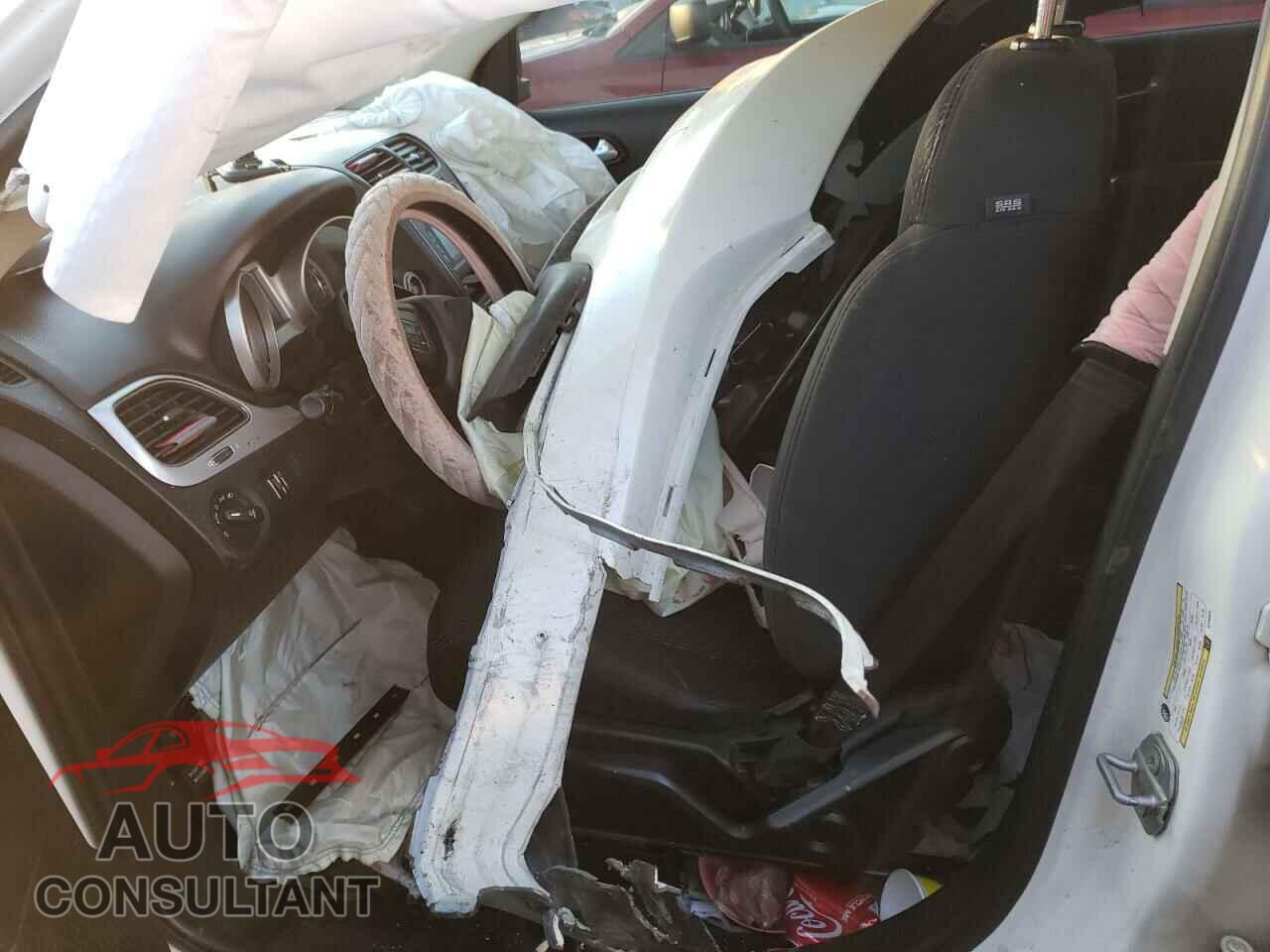 DODGE JOURNEY 2019 - 3C4PDCBB2KT796923