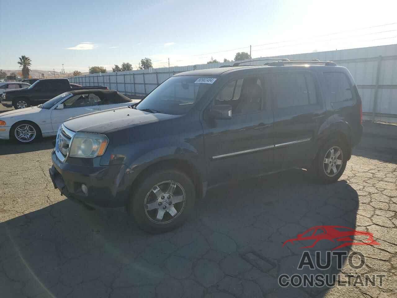 HONDA PILOT 2011 - 5FNYF4H97BB024831