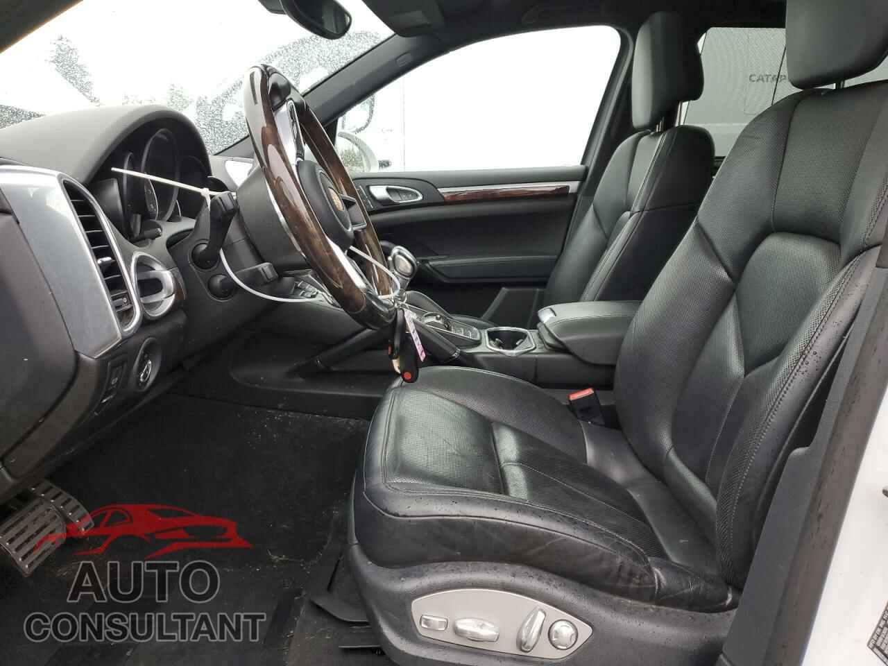 PORSCHE CAYENNE 2015 - WP1AB2A29FLA60990