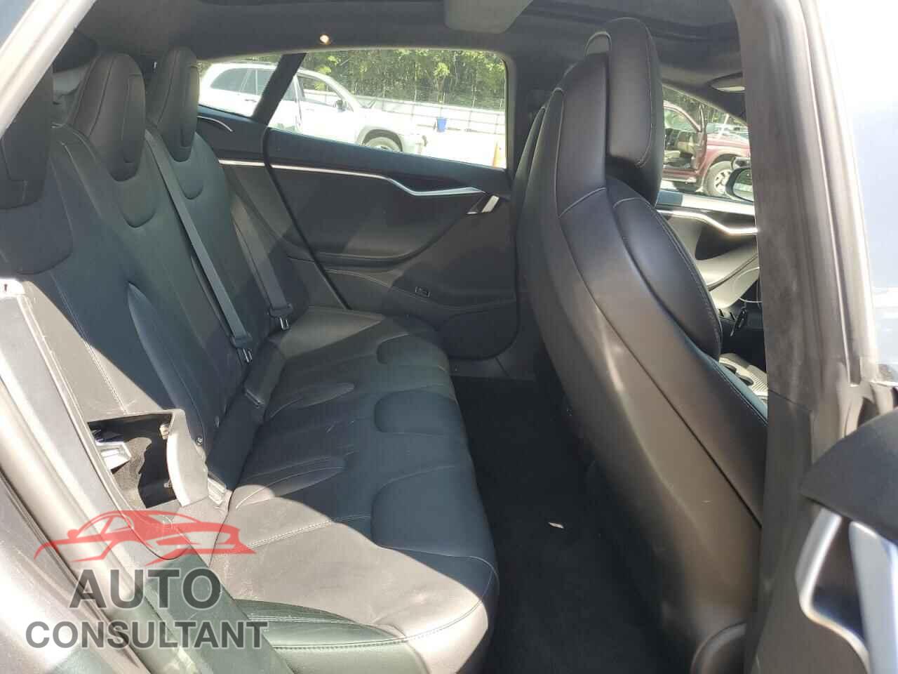 TESLA MODEL S 2017 - 5YJSA1E21HF195433
