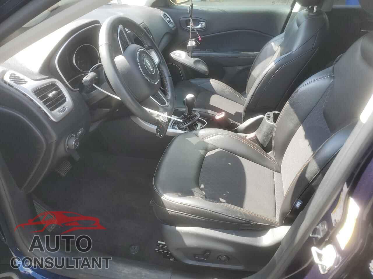 JEEP COMPASS 2018 - 3C4NJDBB2JT291159