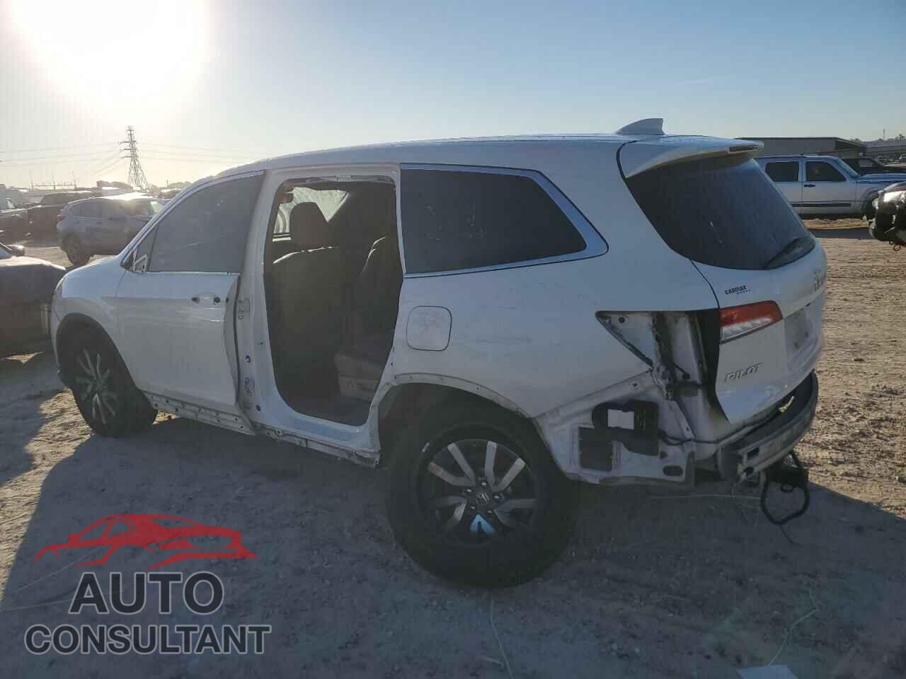 HONDA PILOT 2019 - 5FNYF5H40KB019724