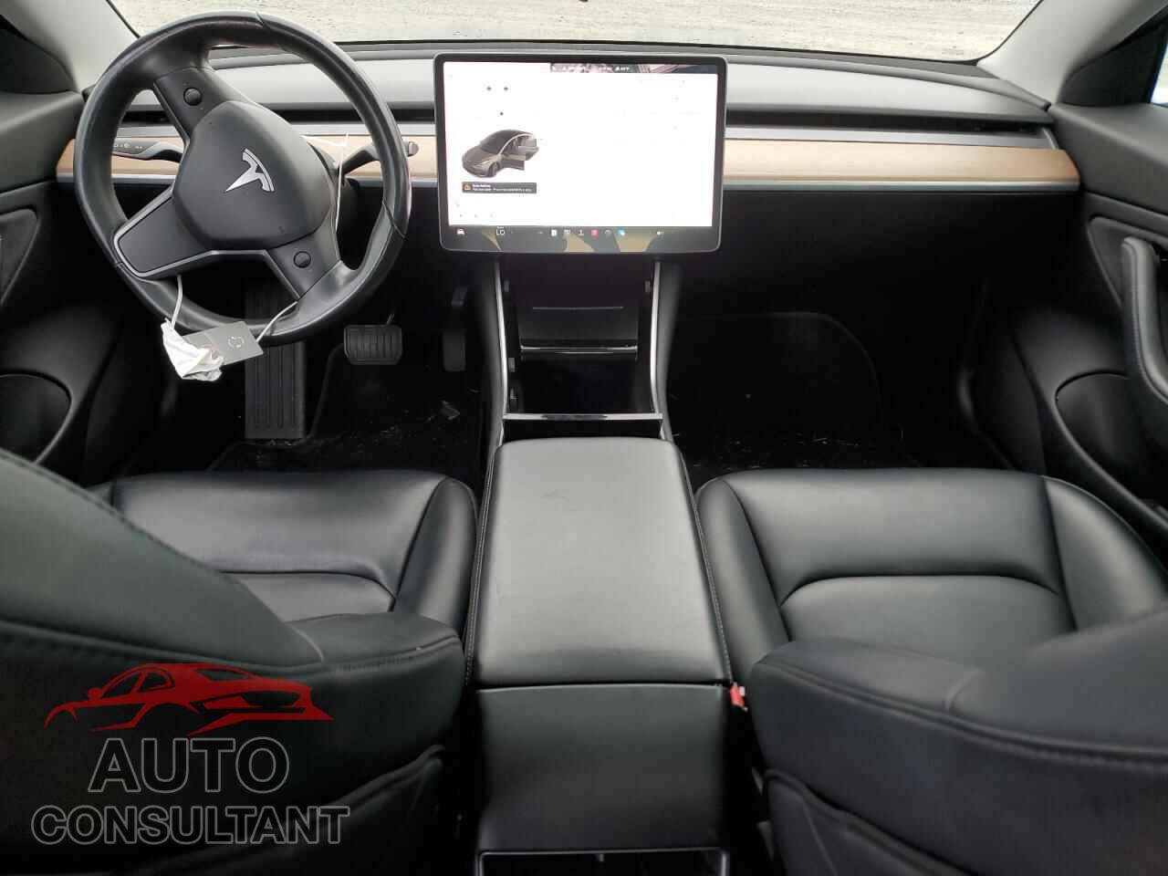 TESLA MODEL 3 2018 - 5YJ3E1EA5JF158536