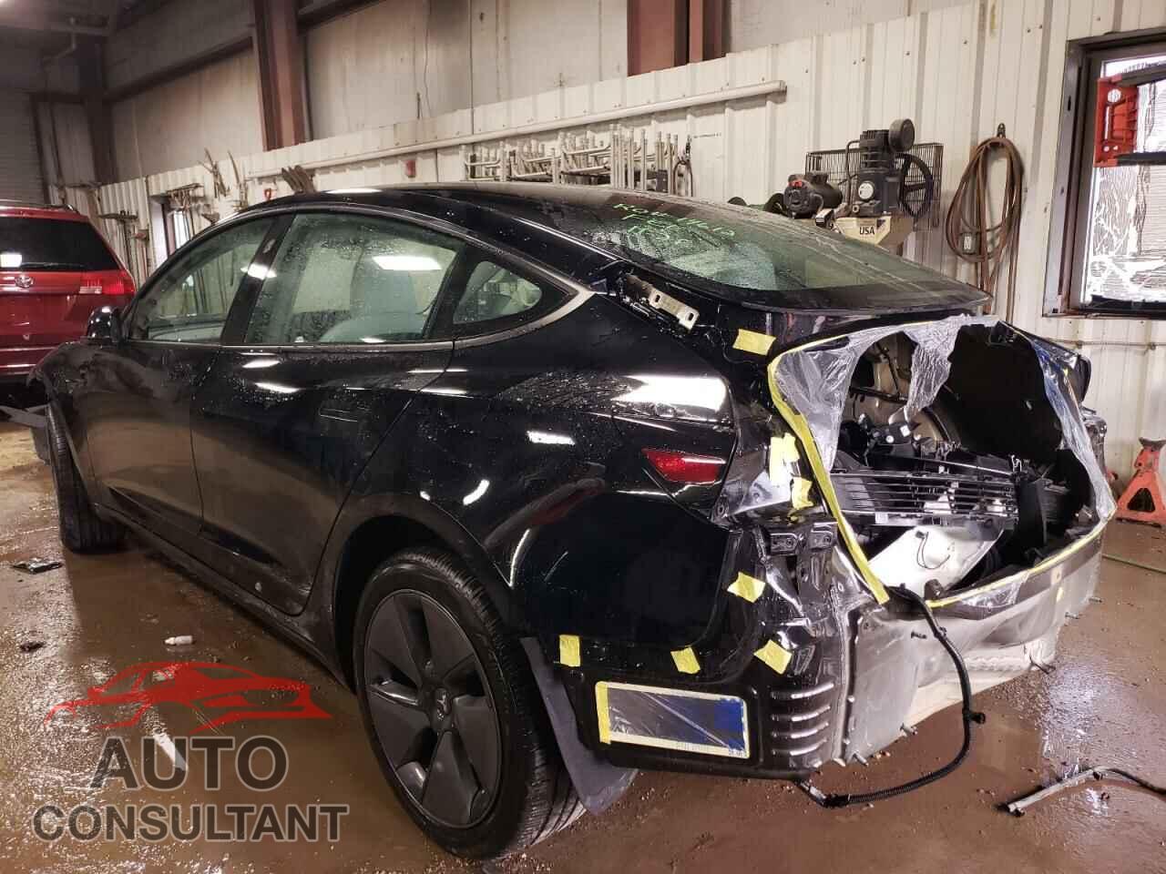 TESLA MODEL 3 2022 - 5YJ3E1EA4NF232891