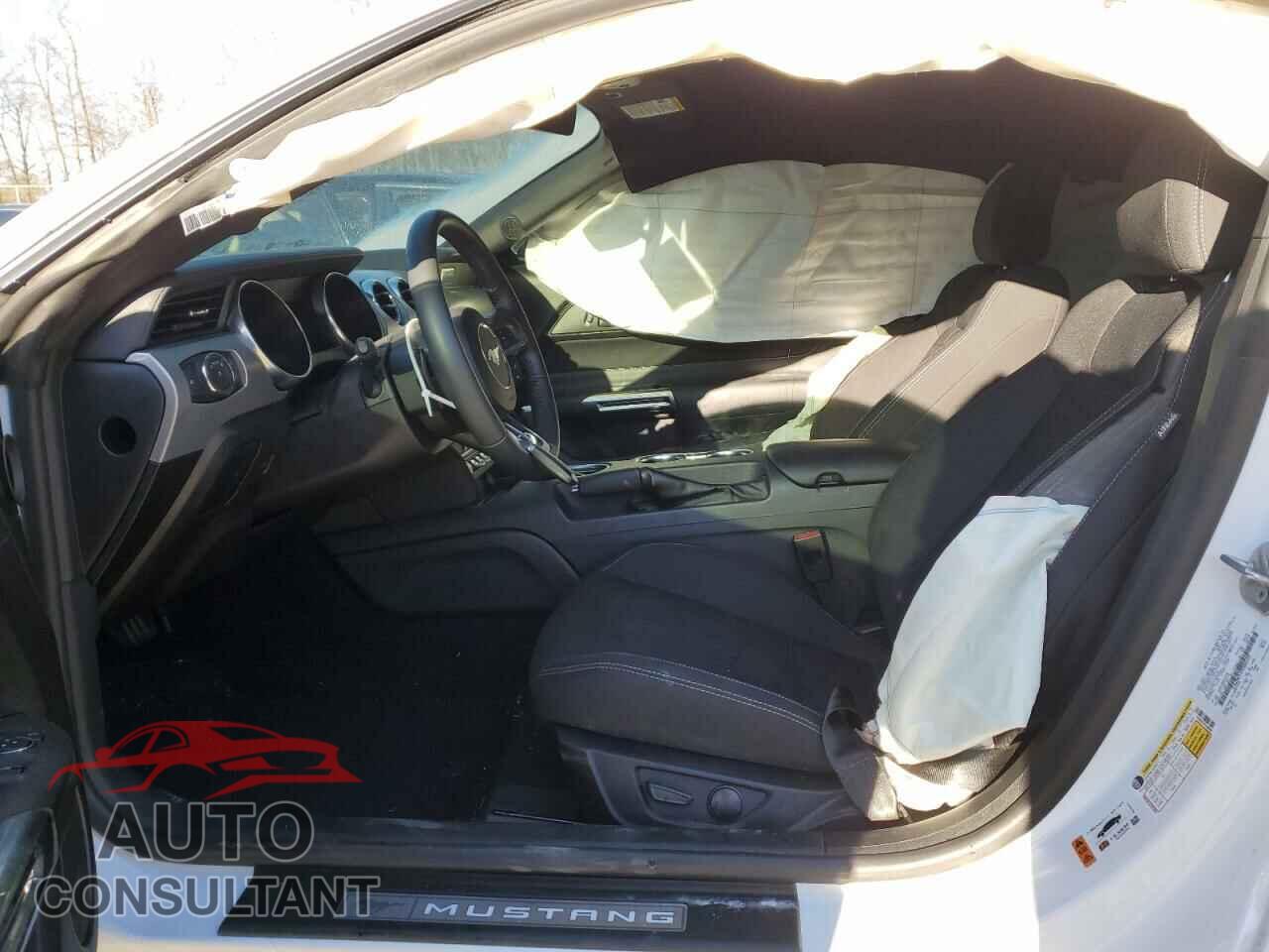 FORD MUSTANG 2023 - 1FA6P8CF4P5306593