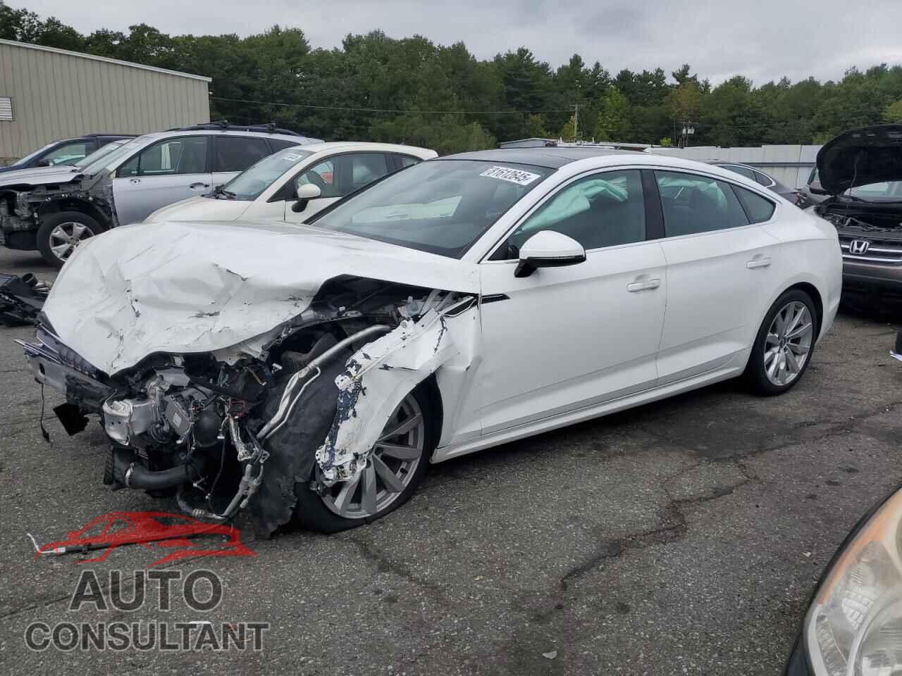 AUDI A5 2018 - WAUBNCF52JA103427