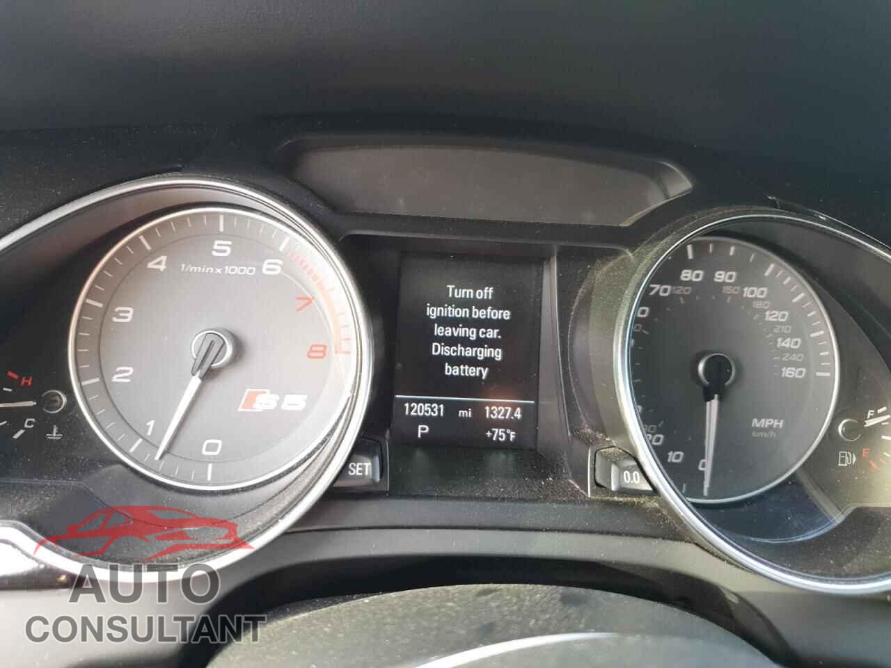 AUDI S5/RS5 2013 - WAUCGAFR9DA066788