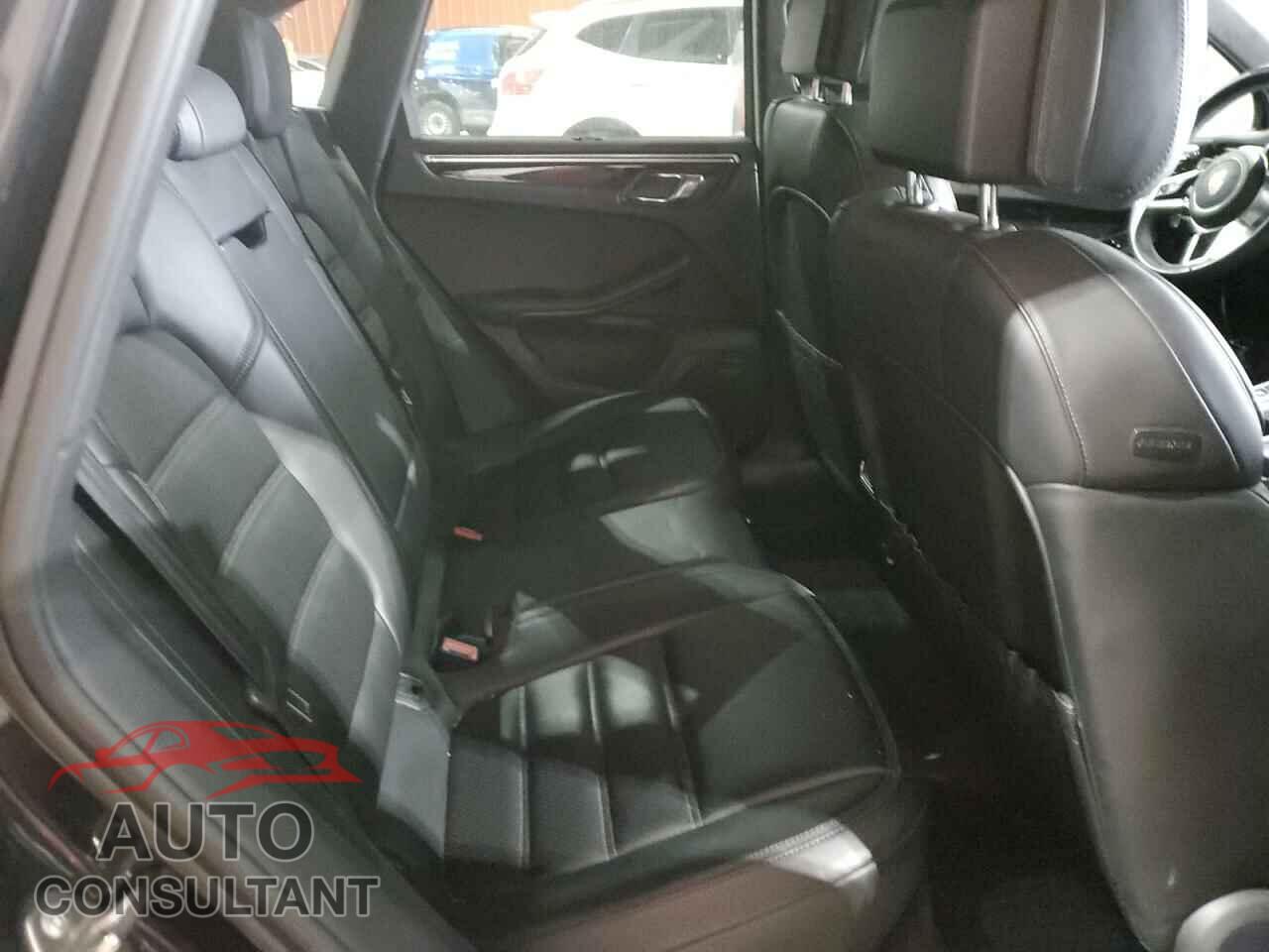 PORSCHE MACAN 2015 - WP1AF1A55FLB93626