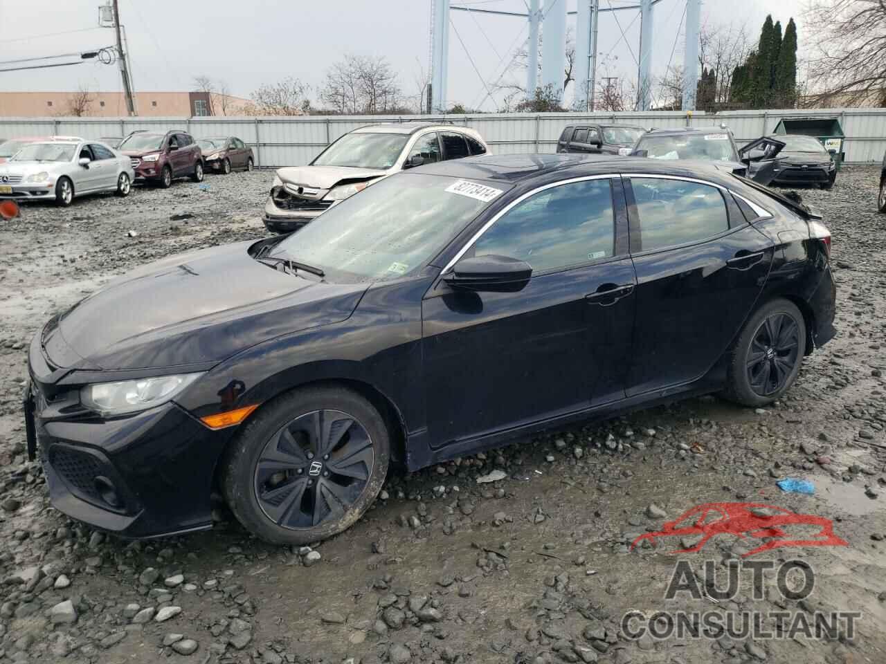 HONDA CIVIC 2018 - SHHFK7H55JU231426
