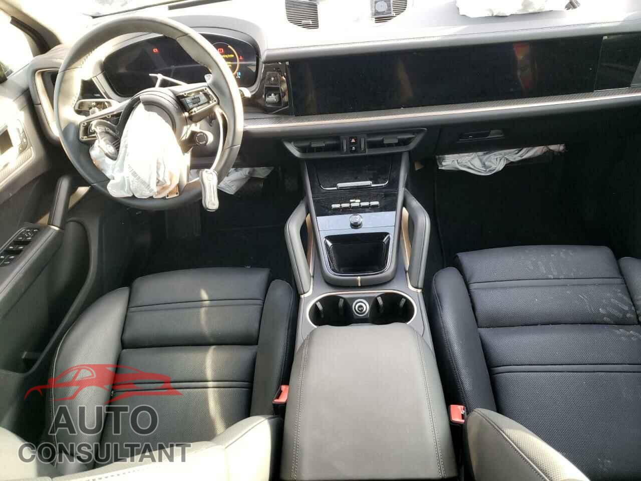 PORSCHE CAYENNE 2024 - WP1AA2AY9RDA05414
