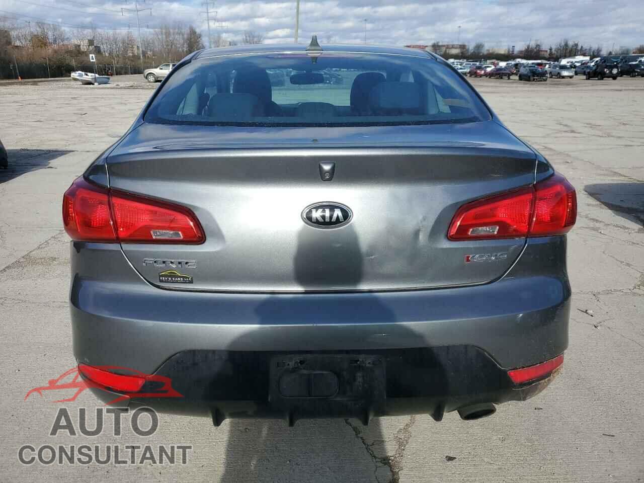 KIA FORTE 2015 - KNAFX6A84F5348406