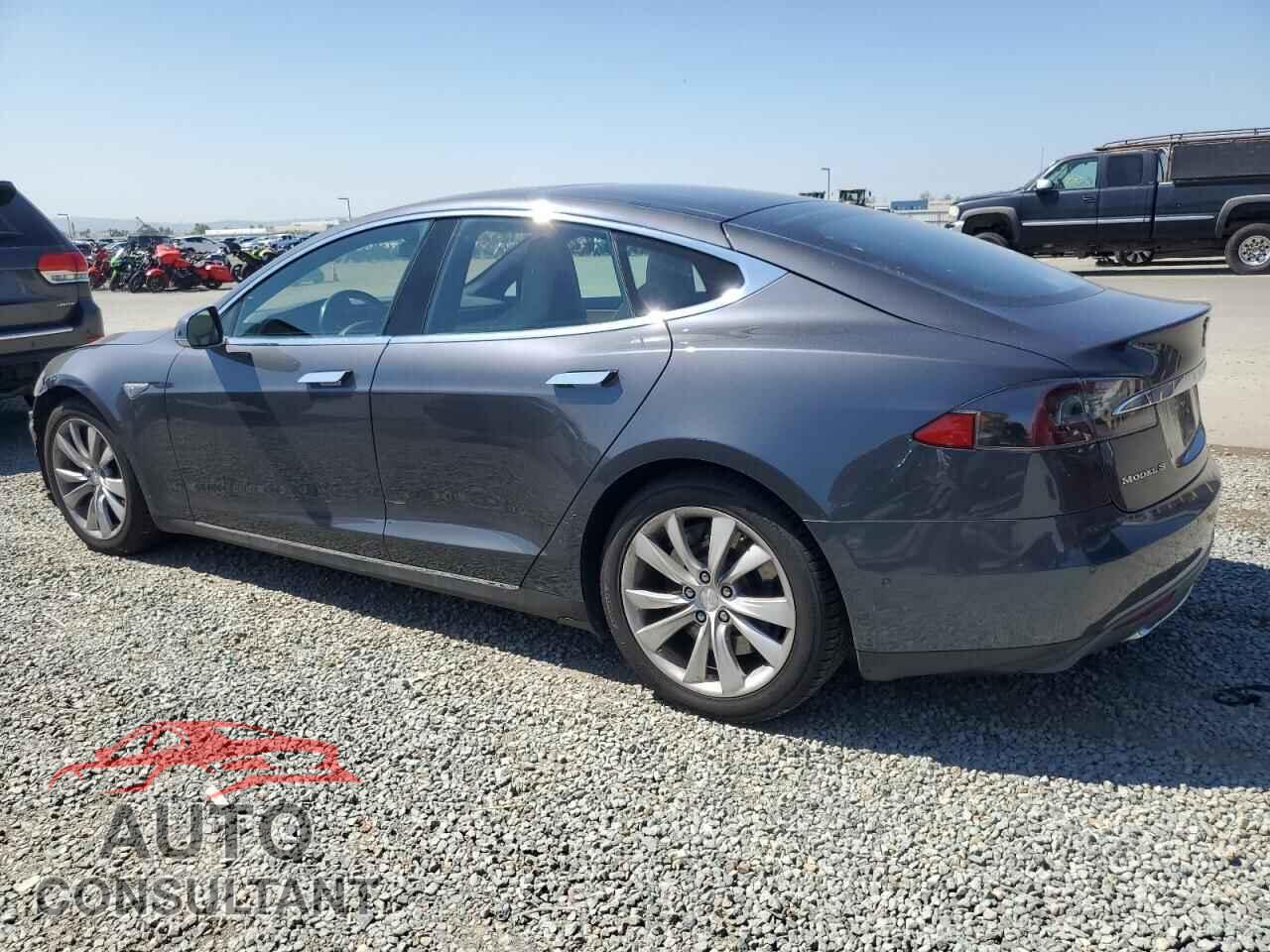 TESLA MODEL S 2015 - 5YJSA1H20FF096563