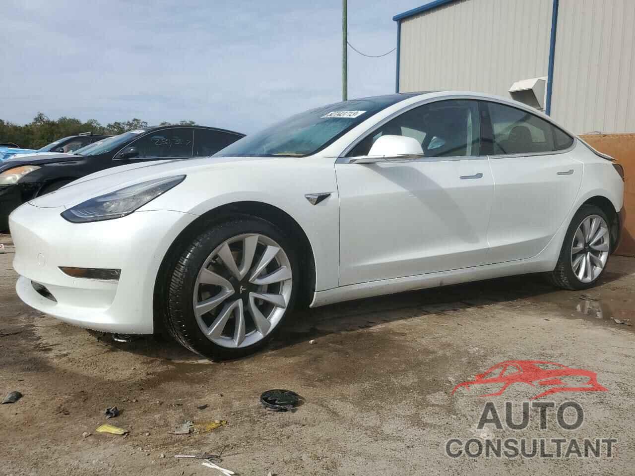 TESLA MODEL 3 2018 - 5YJ3E1EA0JF164745