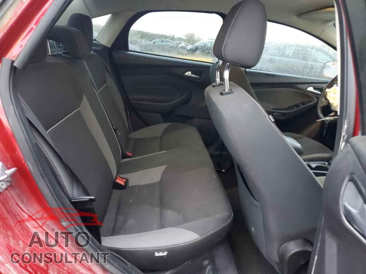 FORD FOCUS 2012 - 1FAHP3F2XCL222028
