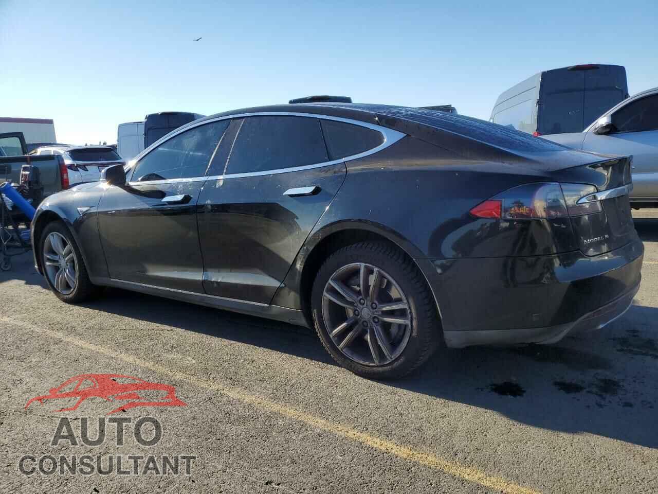 TESLA MODEL S 2013 - 5YJSA1CG4DFP03788