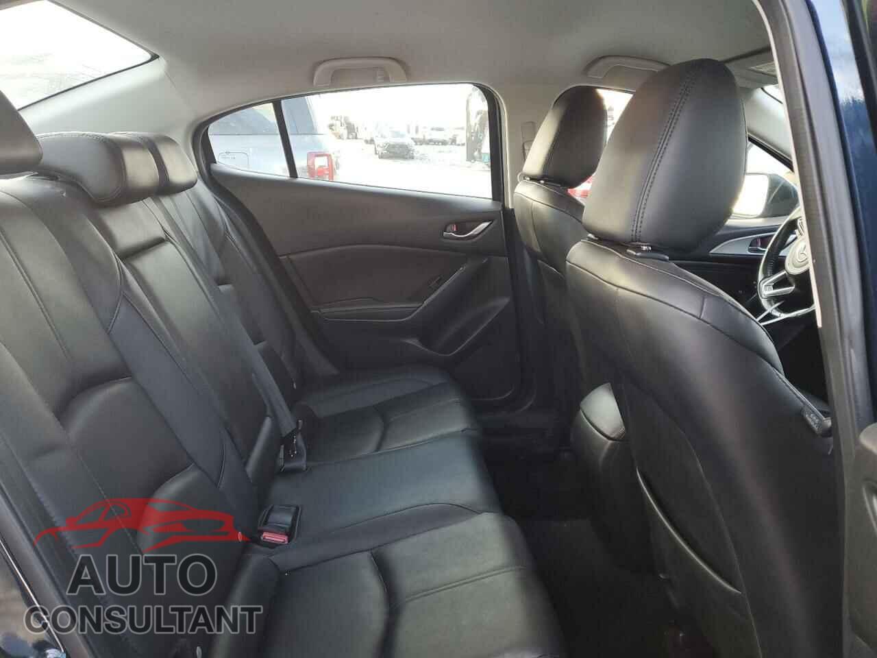 MAZDA 3 2017 - 3MZBN1V71HM115430
