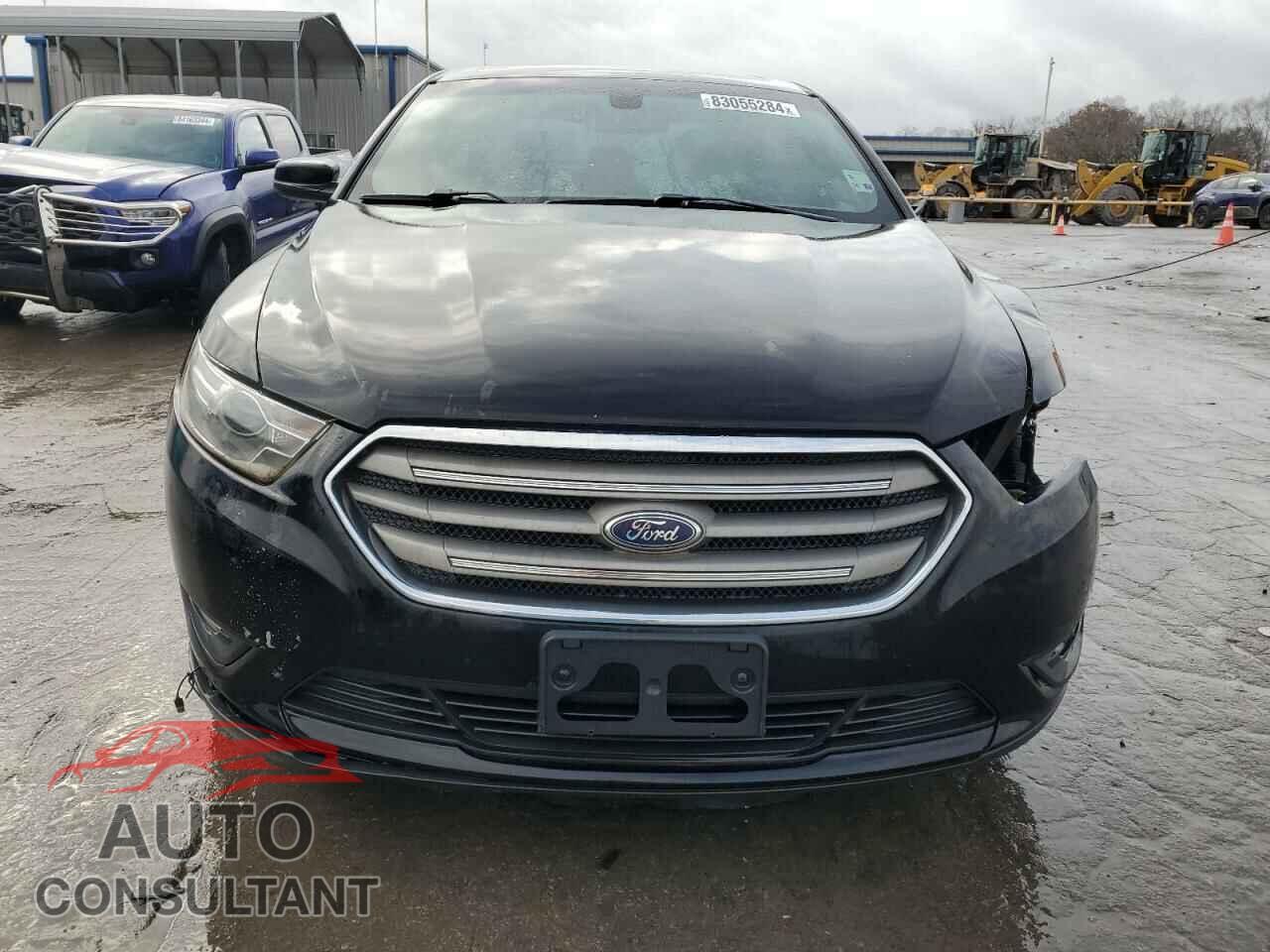 FORD TAURUS 2017 - 1FAHP2E89HG129842
