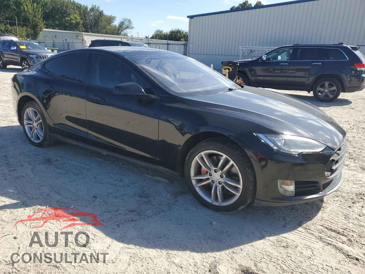 TESLA MODEL S 2014 - 5YJSA1H15EFP29466