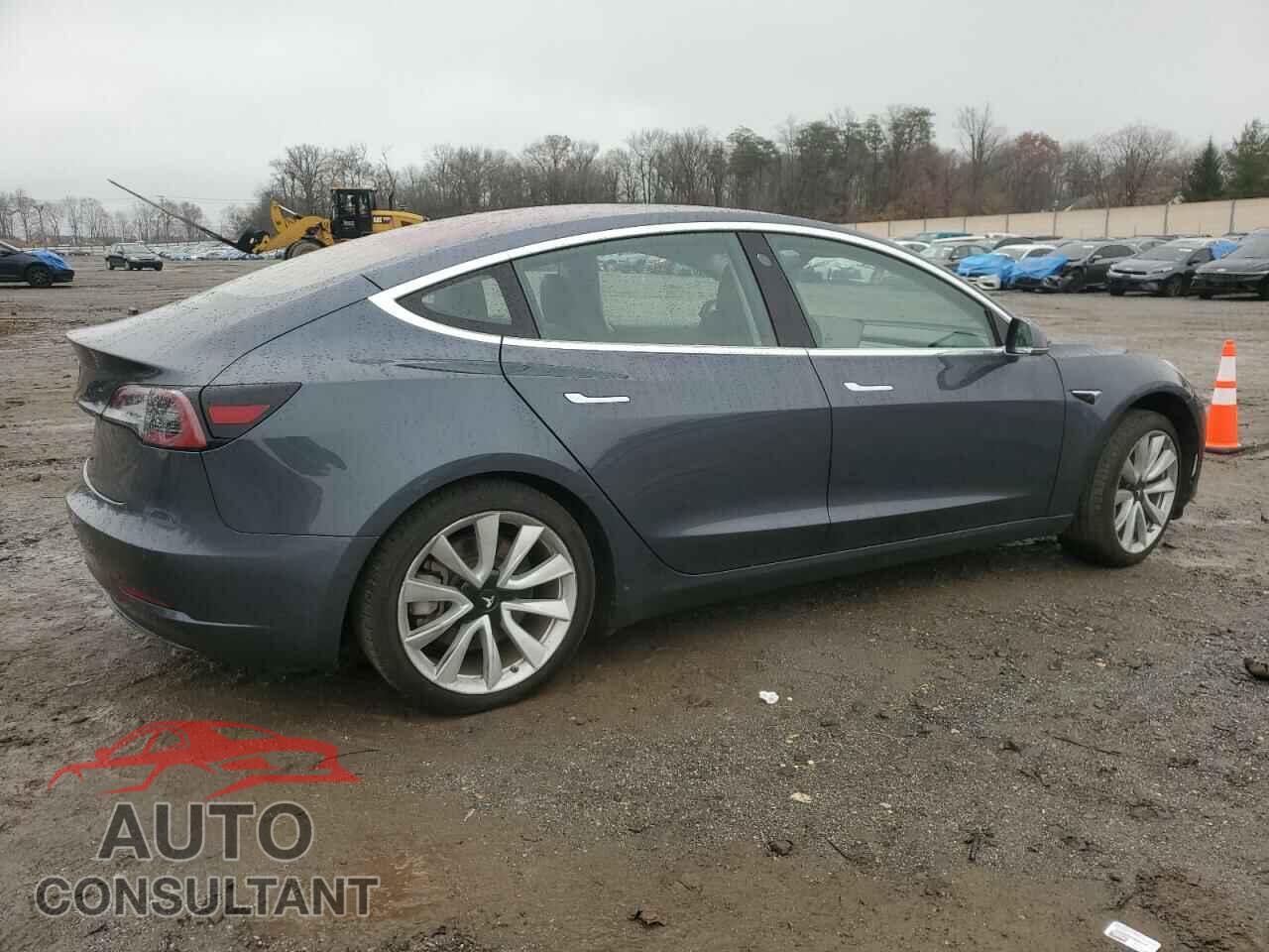 TESLA MODEL 3 2018 - 5YJ3E1EA7JF020030