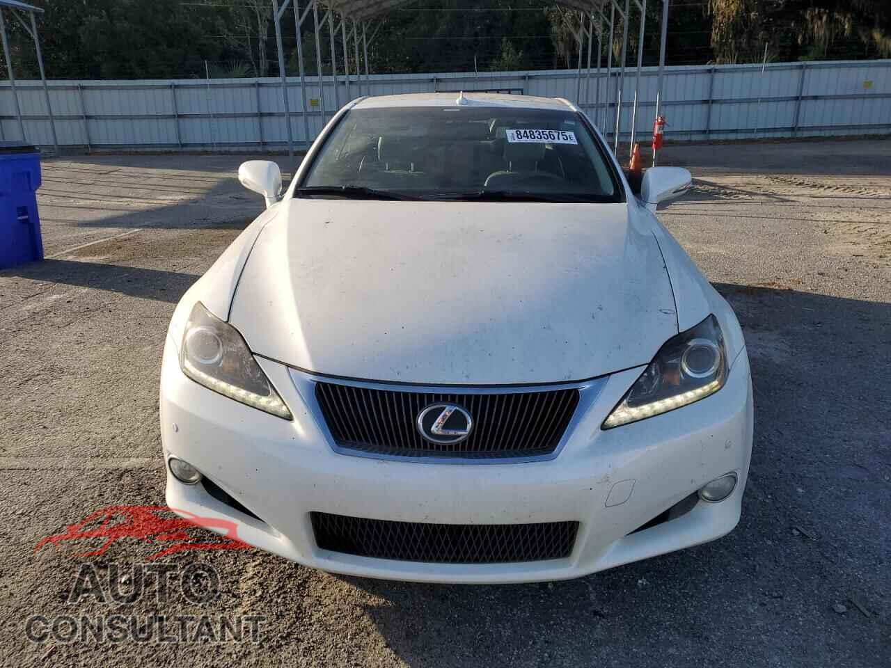 LEXUS IS 2011 - JTHFE2C29B2506811